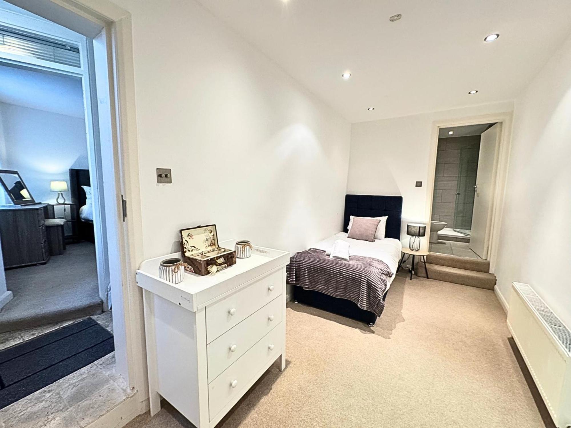 The Heart Of Kensington Mews - 3 Bedrooms House-Private Entrance-Hyde Park Walk Away-Green Park 9 Minutes Underground- The Best Of London With Glamour Of Kensington Exteriér fotografie