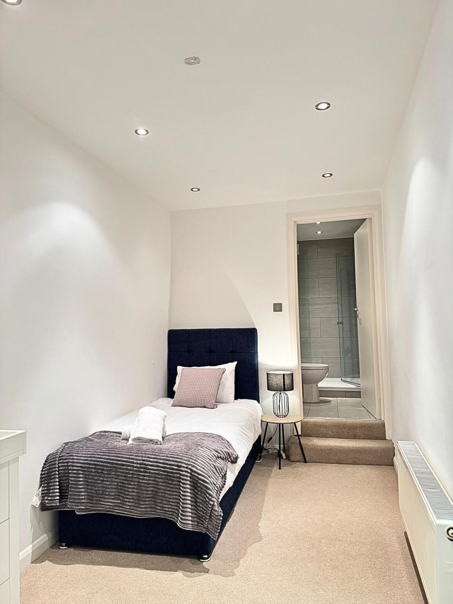 The Heart Of Kensington Mews - 3 Bedrooms House-Private Entrance-Hyde Park Walk Away-Green Park 9 Minutes Underground- The Best Of London With Glamour Of Kensington Exteriér fotografie